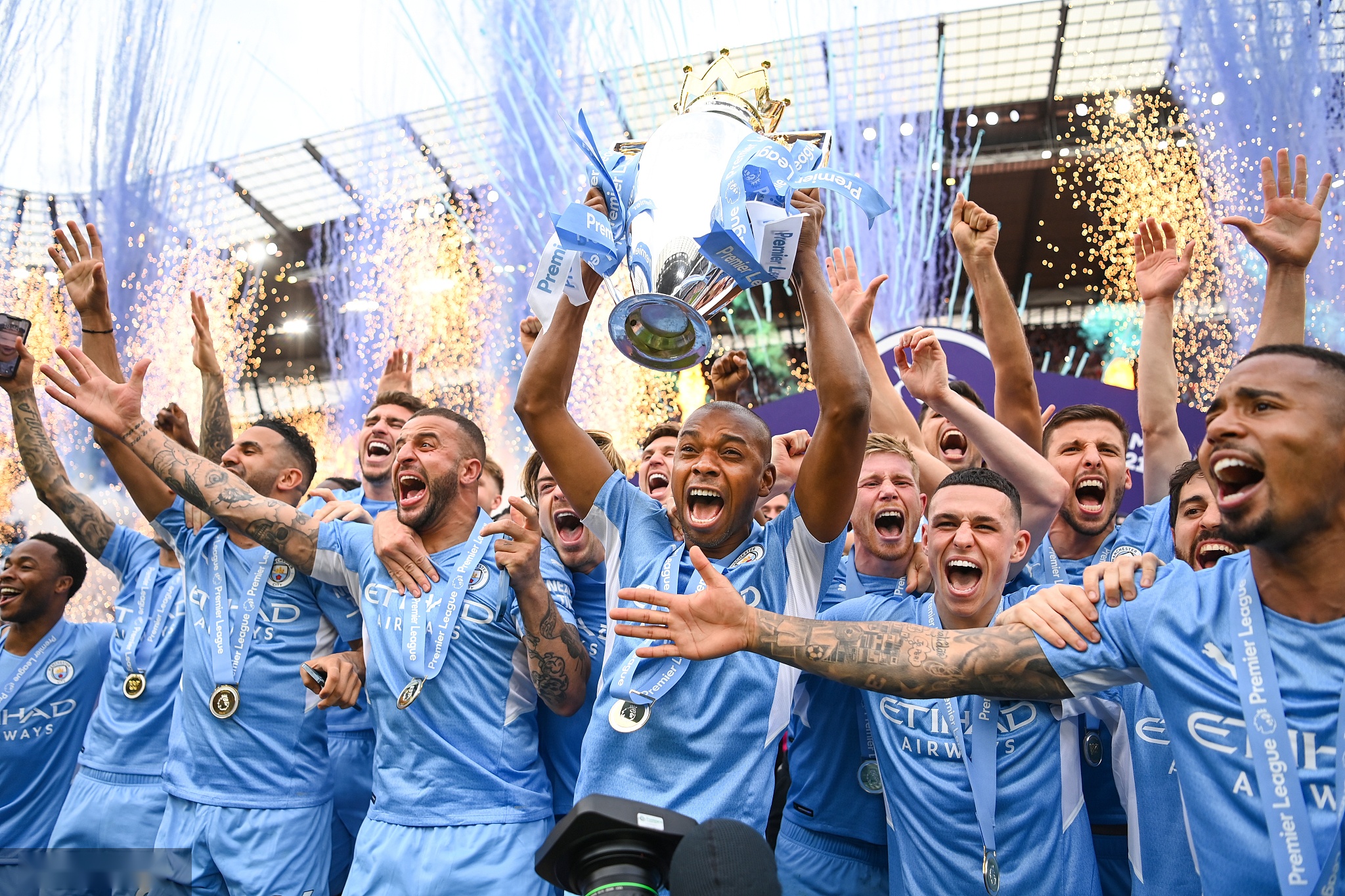 的气氛都如 的气氛都如